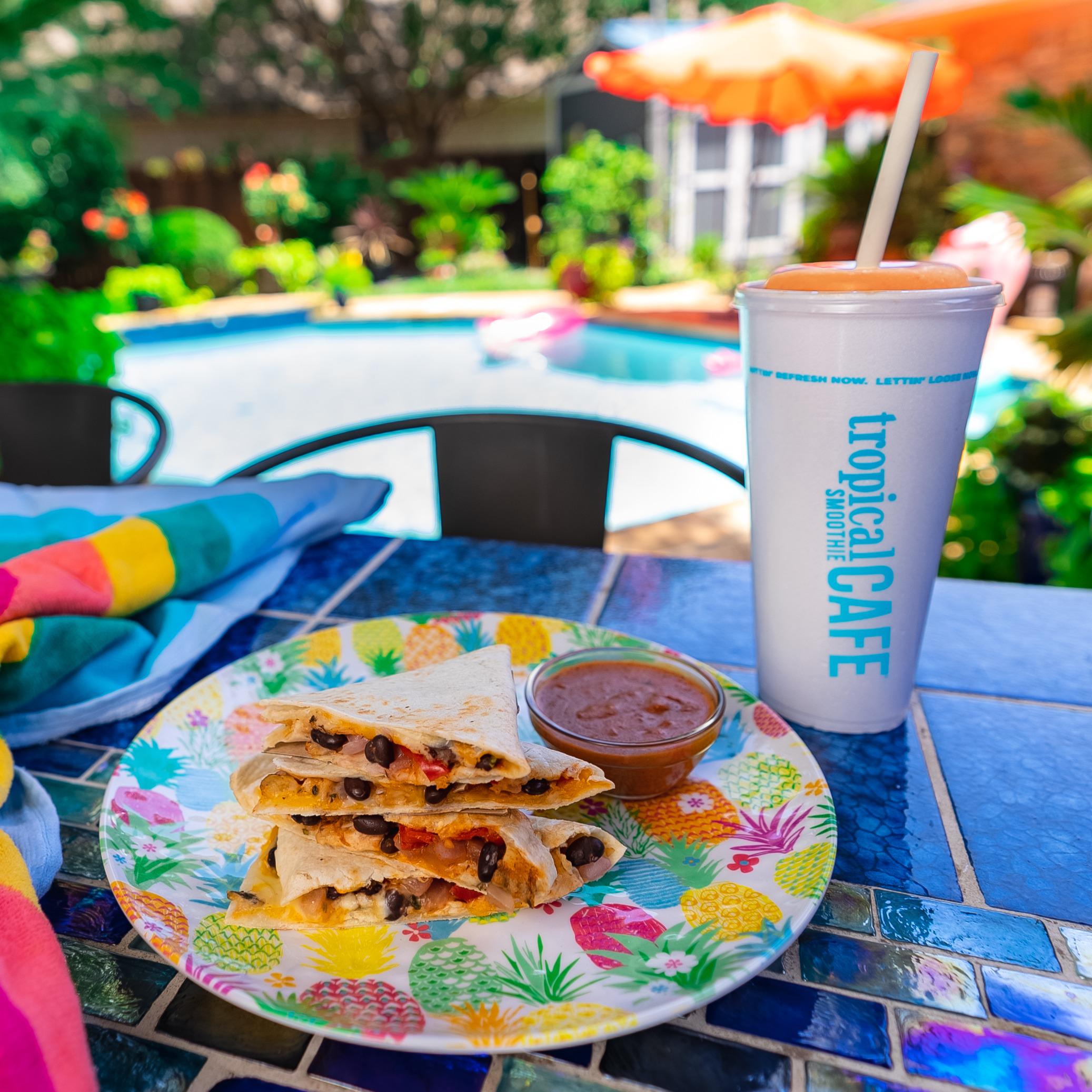 Tropical Smoothie Cafe Image